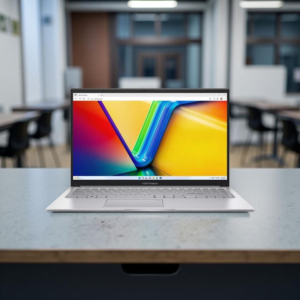 ASUS X1504VA-NJ2404 i5-1334U 8GB 512GB DOS